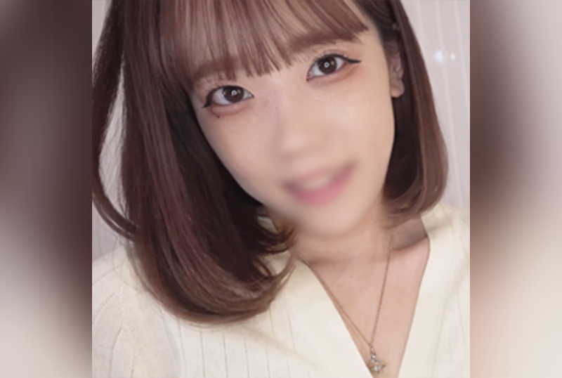 FC2-4666051 隔壁那个女孩又来拜访了，因为她性生活受挫，所以我把精液射进了她那小小的无毛阴户里！！ 素人