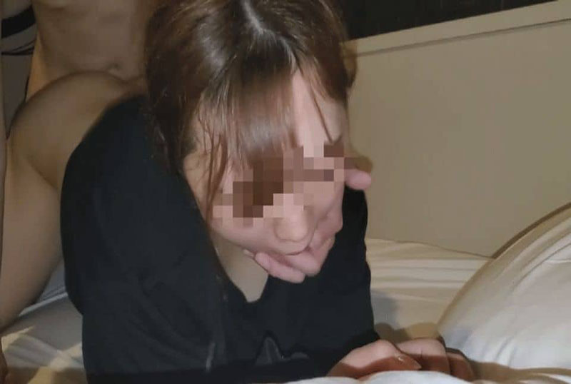 FC2-1830758 被掌握弱点的 F 罩杯妻子。被年轻男子中出 素人